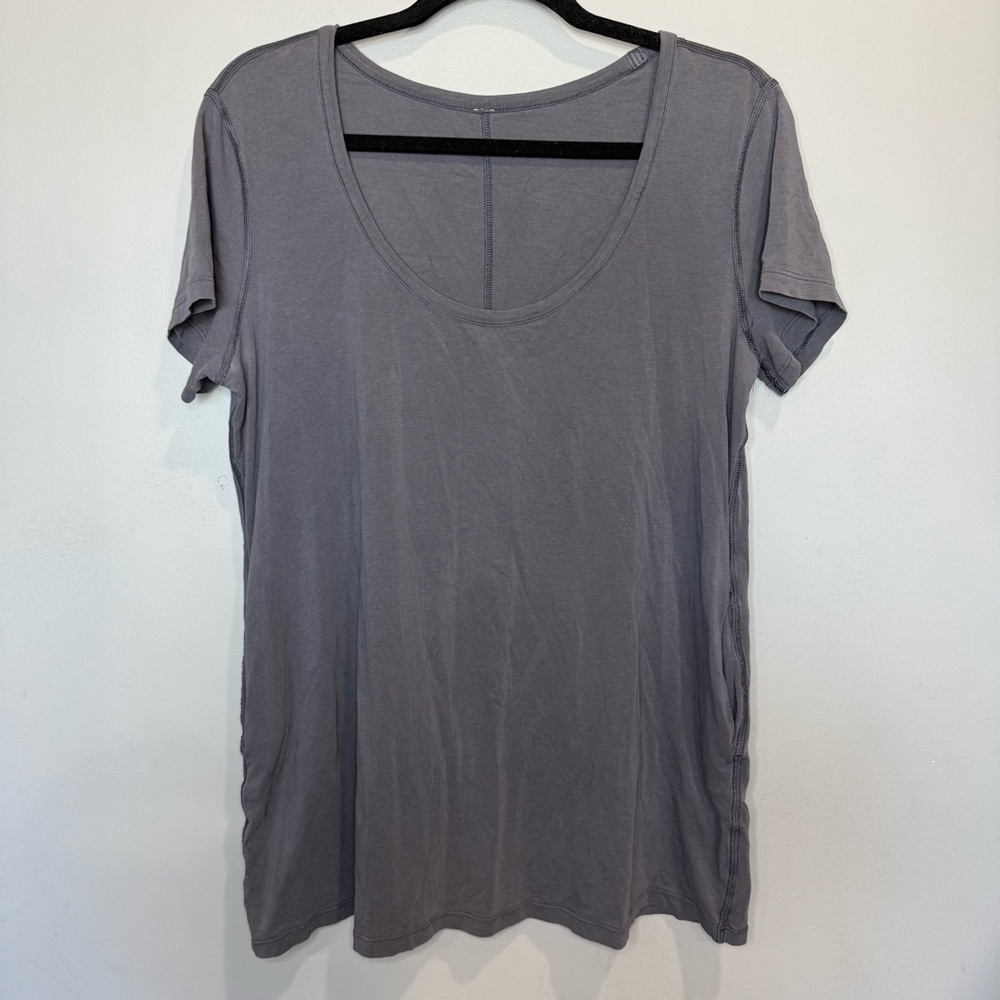 Lululemon Athletica Shirt Womens 12 Gray Side‎ Pockets Round Neck Short Sleeves